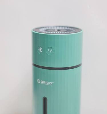 冬日干燥不必愁，奥睿科静音便携RGB加湿器为你滋润每一天